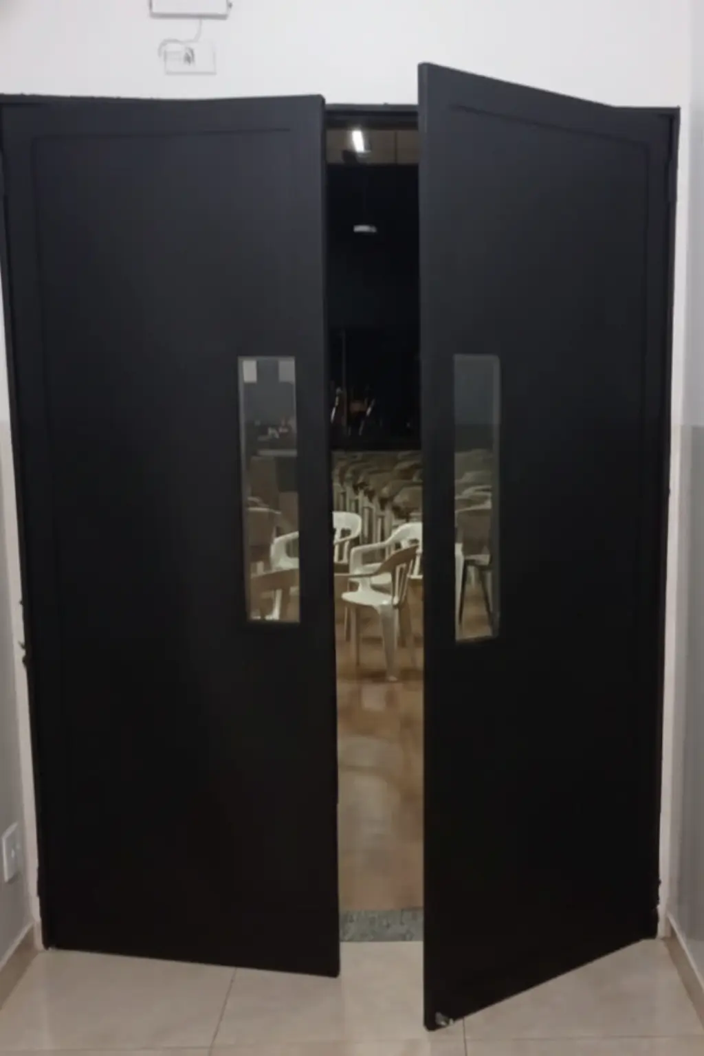 Porta Corta Fogo Dupla Saida Emergencia Com Laudo Ribeirao Preto